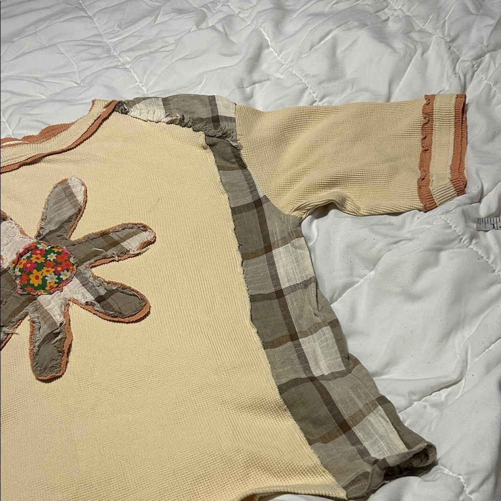 Women's Beige and Brown Floral Patch Tee - Picture 4 of 6